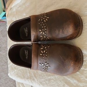 Dansko Patricia brown leather clogs